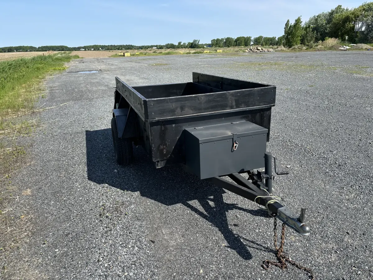Remorque utilitaire 4,5 × 8 pi — vue 2